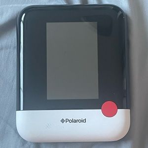 Polaroid pop camera